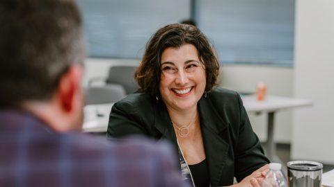Woman smiling in a Rmada United lesson Woman smiling in a Rmada United lesson